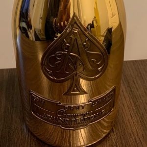 Meet your Posher, Marc